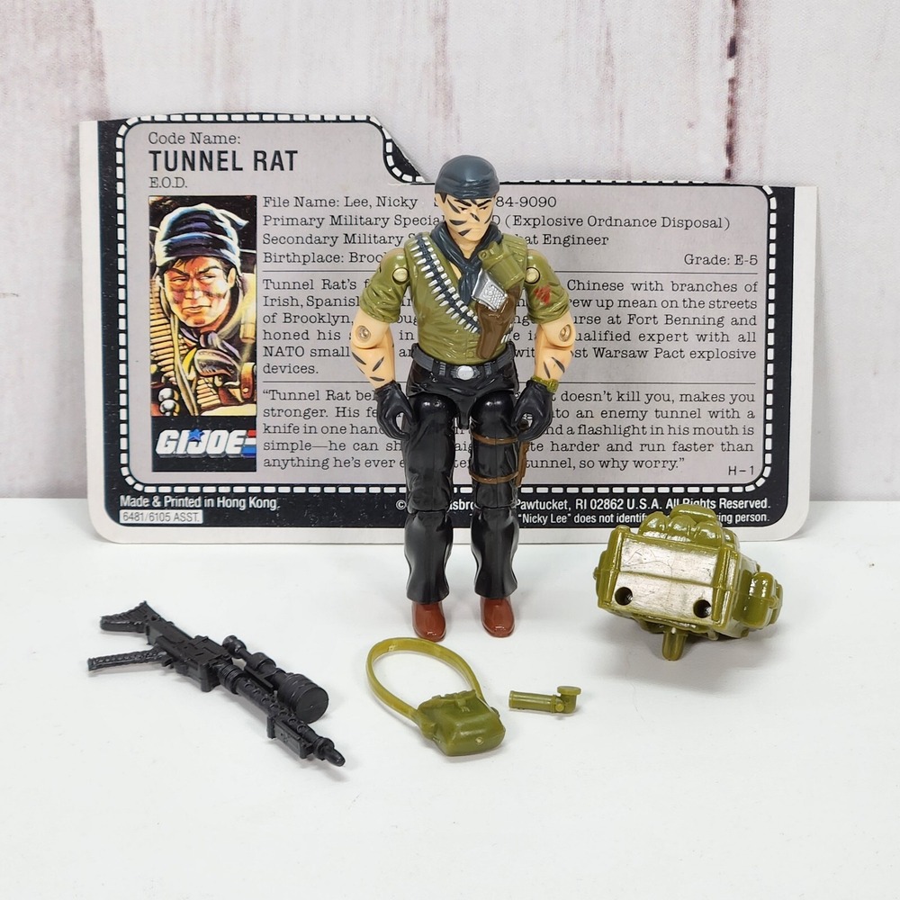 GI Joe 1987 v1 TUNNEL RAT - File Card. FLASHLIGHT. NEAR COMPLETE. NRMNT